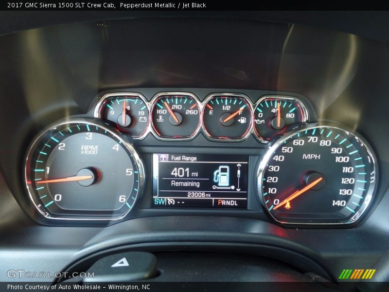 Pepperdust Metallic / Jet Black 2017 GMC Sierra 1500 SLT Crew Cab