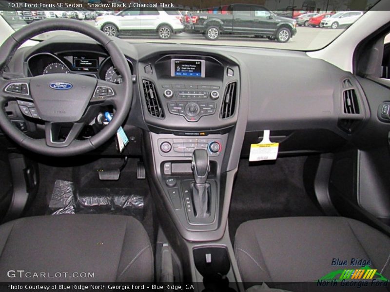 Shadow Black / Charcoal Black 2018 Ford Focus SE Sedan