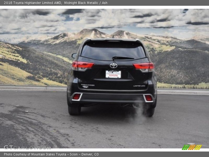 Midnight Black Metallic / Ash 2018 Toyota Highlander Limited AWD