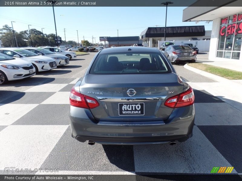 Gun Metallic / Charcoal 2016 Nissan Altima 2.5 SV