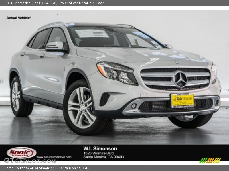 Polar Silver Metallic / Black 2018 Mercedes-Benz GLA 250