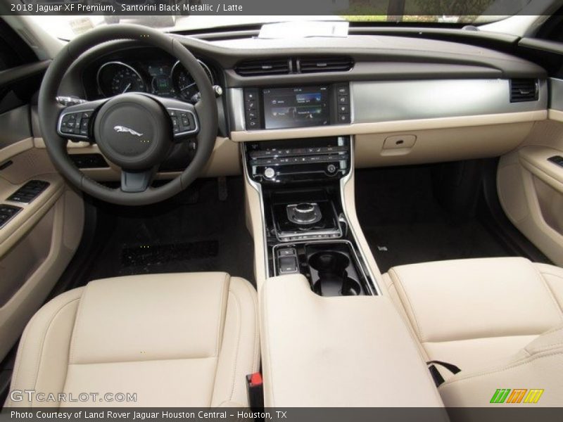 Santorini Black Metallic / Latte 2018 Jaguar XF Premium
