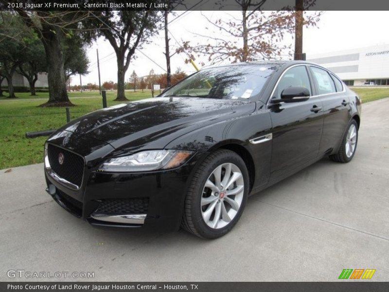 Santorini Black Metallic / Latte 2018 Jaguar XF Premium