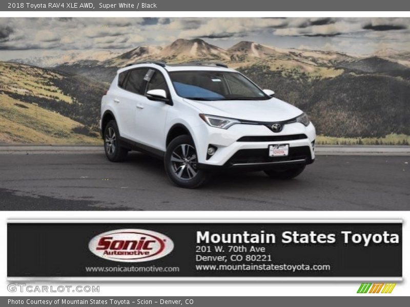Super White / Black 2018 Toyota RAV4 XLE AWD