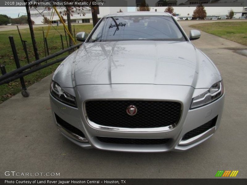 Indus Silver Metallic / Ebony 2018 Jaguar XF Premium