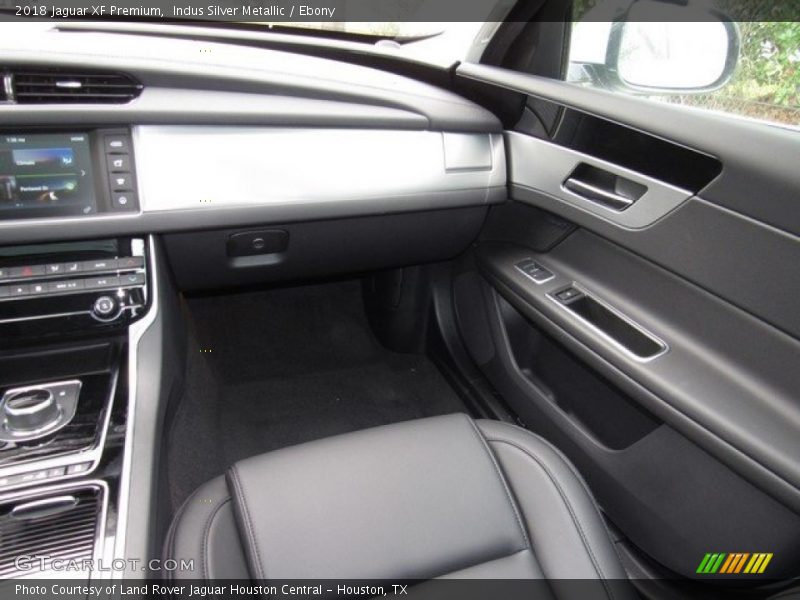 Indus Silver Metallic / Ebony 2018 Jaguar XF Premium
