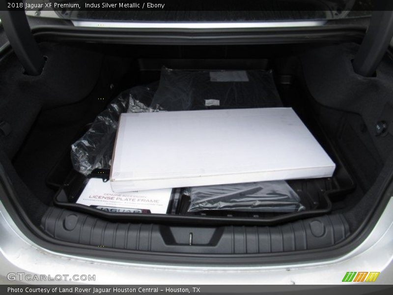 Indus Silver Metallic / Ebony 2018 Jaguar XF Premium