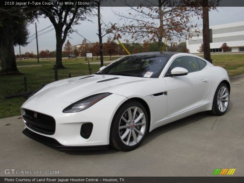 Front 3/4 View of 2018 F-Type Coupe