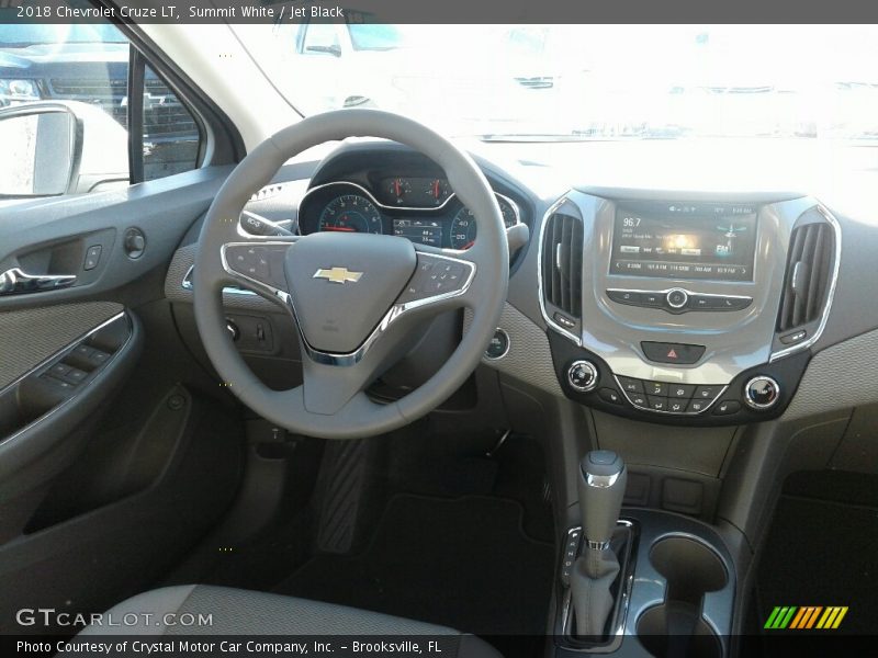 Summit White / Jet Black 2018 Chevrolet Cruze LT
