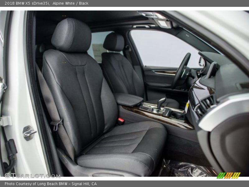 Alpine White / Black 2018 BMW X5 sDrive35i