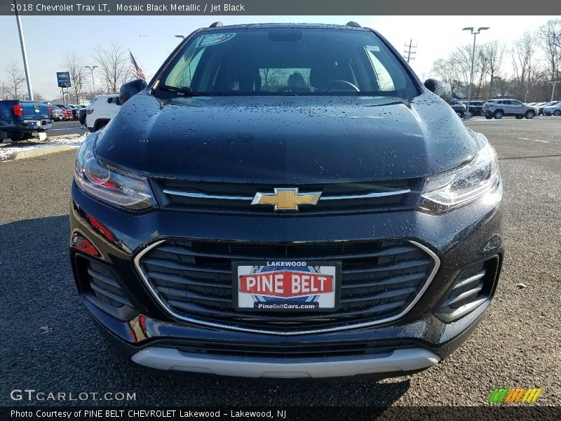 Mosaic Black Metallic / Jet Black 2018 Chevrolet Trax LT