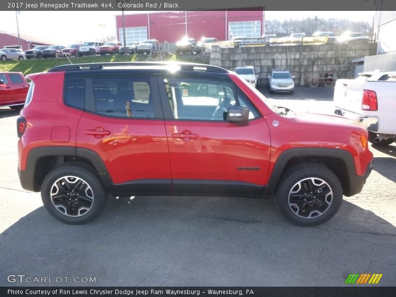 Colorado Red / Black 2017 Jeep Renegade Trailhawk 4x4