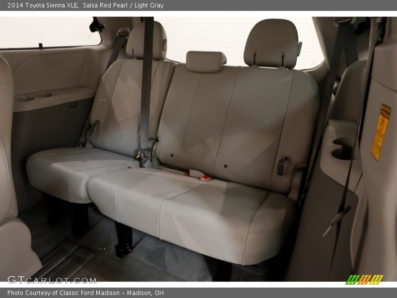 Salsa Red Pearl / Light Gray 2014 Toyota Sienna XLE