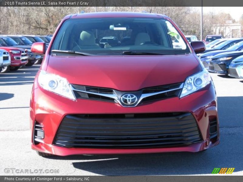 Salsa Red Pearl / Gray 2018 Toyota Sienna LE