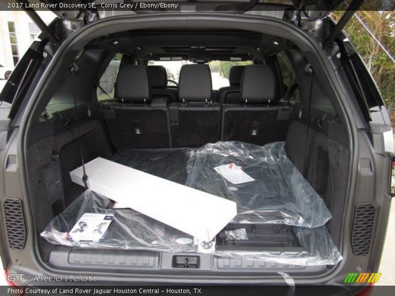 Corris Grey / Ebony/Ebony 2017 Land Rover Discovery SE