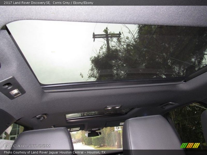 Corris Grey / Ebony/Ebony 2017 Land Rover Discovery SE