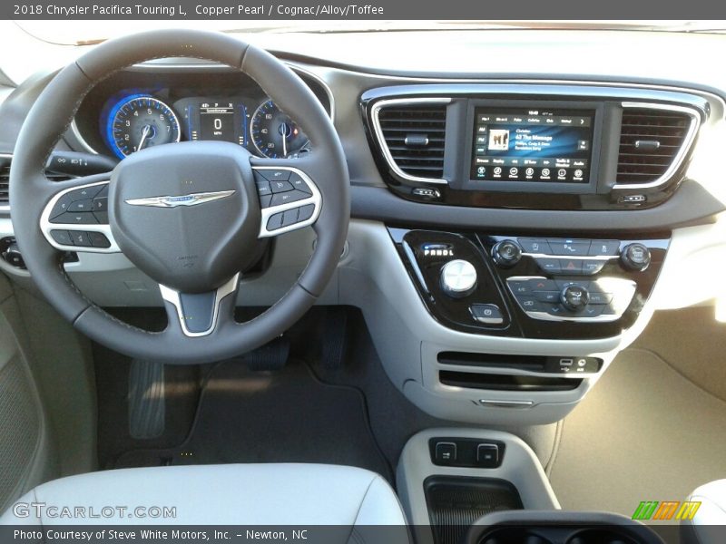 Dashboard of 2018 Pacifica Touring L