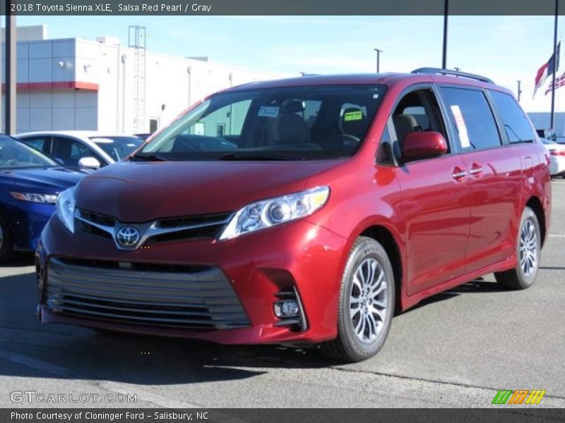 Salsa Red Pearl / Gray 2018 Toyota Sienna XLE