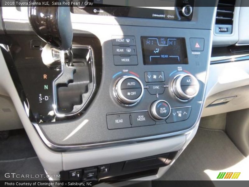 Salsa Red Pearl / Gray 2018 Toyota Sienna XLE