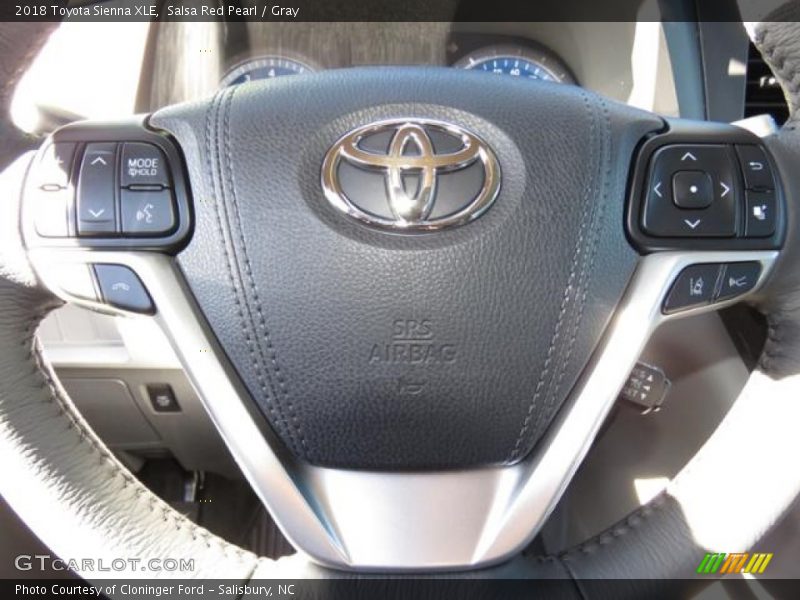 Salsa Red Pearl / Gray 2018 Toyota Sienna XLE