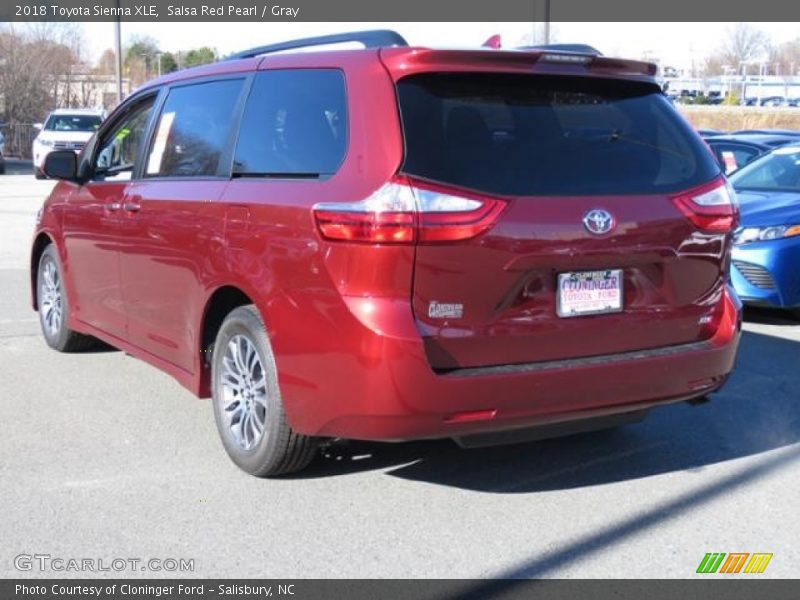 Salsa Red Pearl / Gray 2018 Toyota Sienna XLE