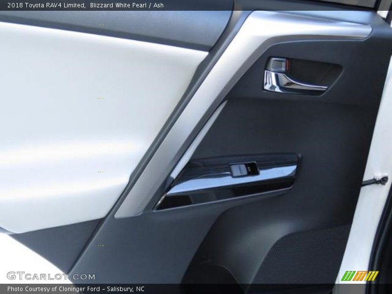 Blizzard White Pearl / Ash 2018 Toyota RAV4 Limited