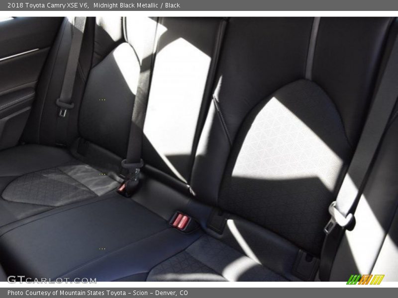 Midnight Black Metallic / Black 2018 Toyota Camry XSE V6
