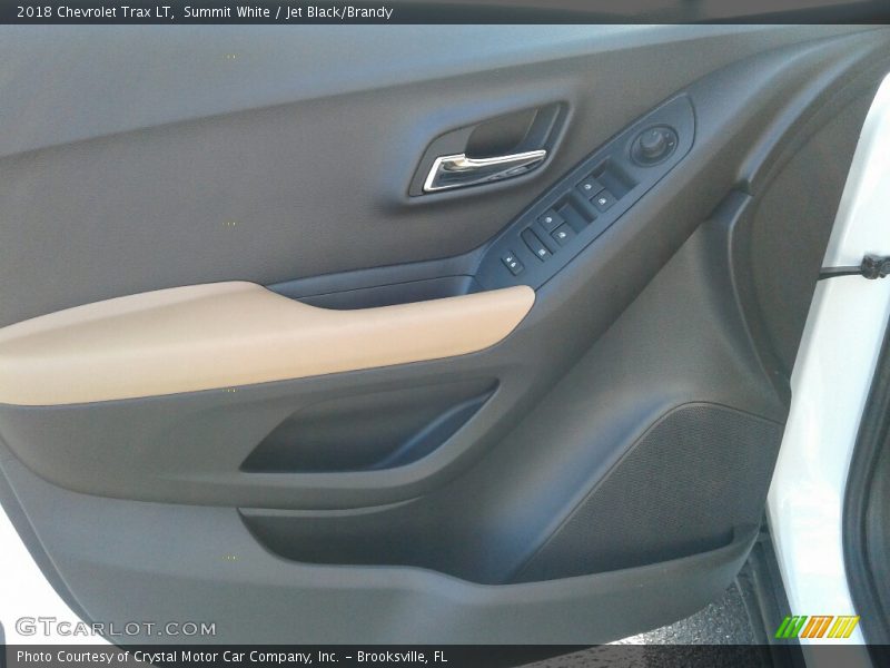 Summit White / Jet Black/Brandy 2018 Chevrolet Trax LT