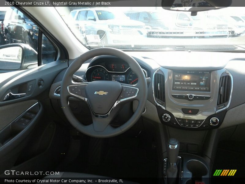 Nightfall Gray Metallic / Jet Black 2018 Chevrolet Cruze LT