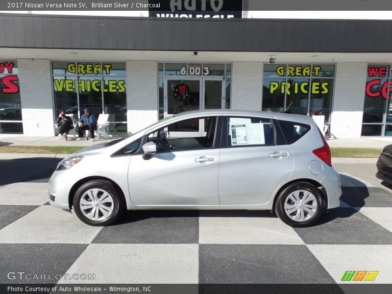 Brilliant Silver / Charcoal 2017 Nissan Versa Note SV