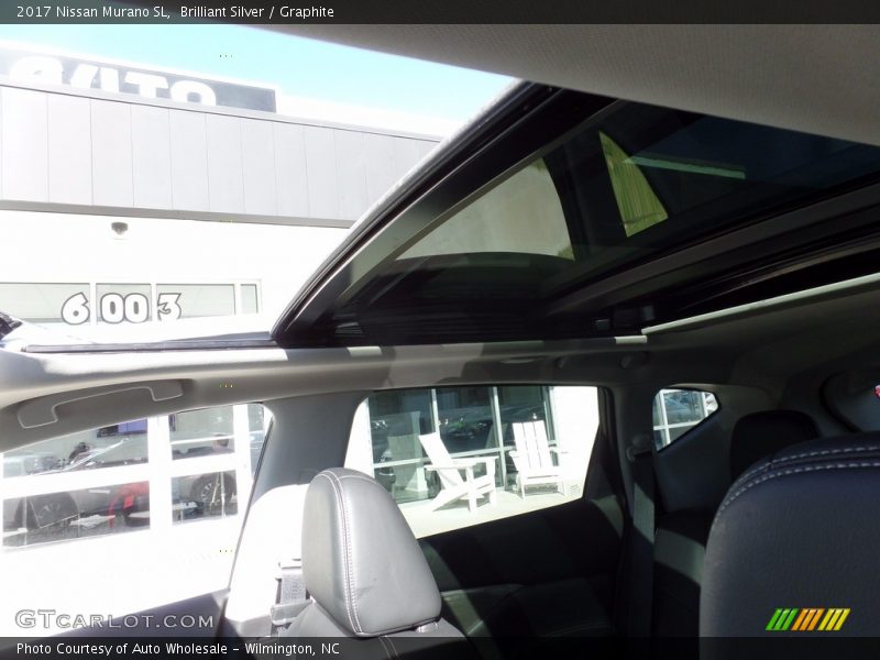 Brilliant Silver / Graphite 2017 Nissan Murano SL