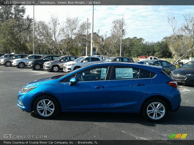 Kinetic Blue Metallic / Jet Black 2018 Chevrolet Cruze LT Hatchback