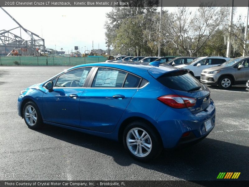 Kinetic Blue Metallic / Jet Black 2018 Chevrolet Cruze LT Hatchback