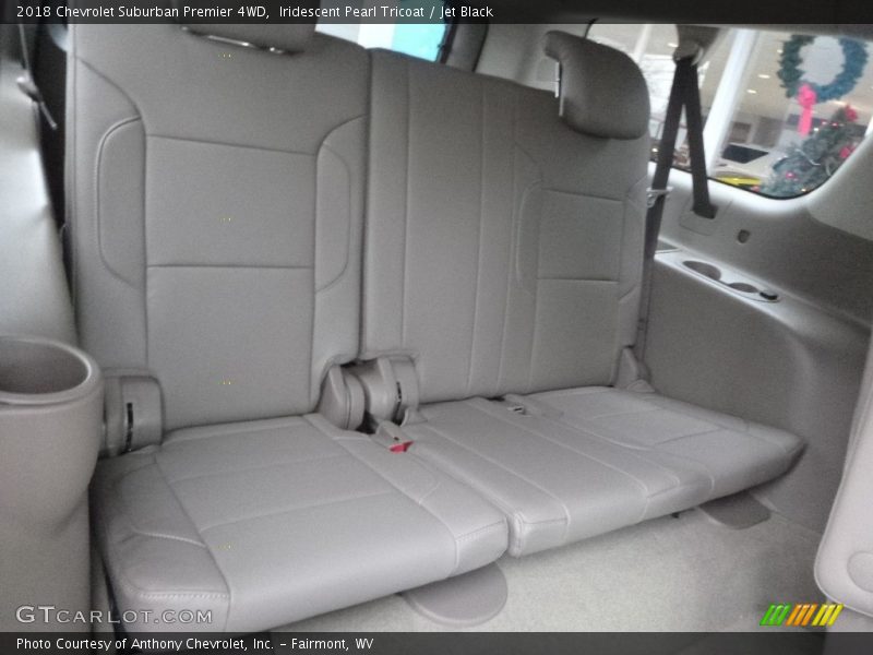 Iridescent Pearl Tricoat / Jet Black 2018 Chevrolet Suburban Premier 4WD