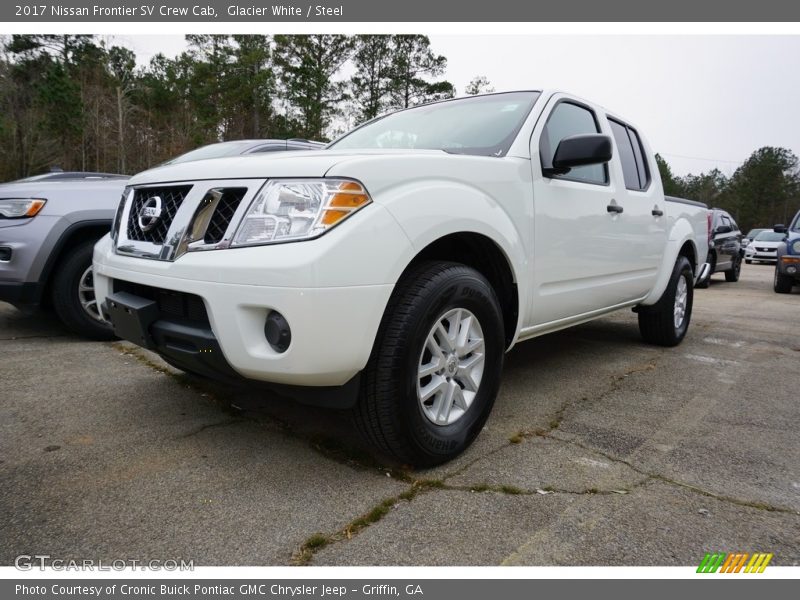Glacier White / Steel 2017 Nissan Frontier SV Crew Cab