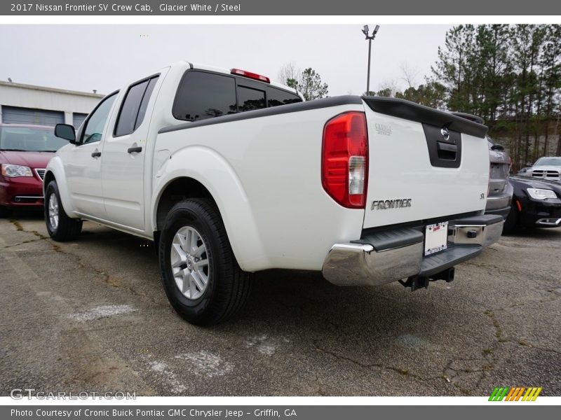 Glacier White / Steel 2017 Nissan Frontier SV Crew Cab