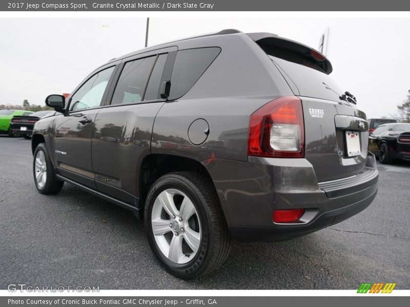 Granite Crystal Metallic / Dark Slate Gray 2017 Jeep Compass Sport