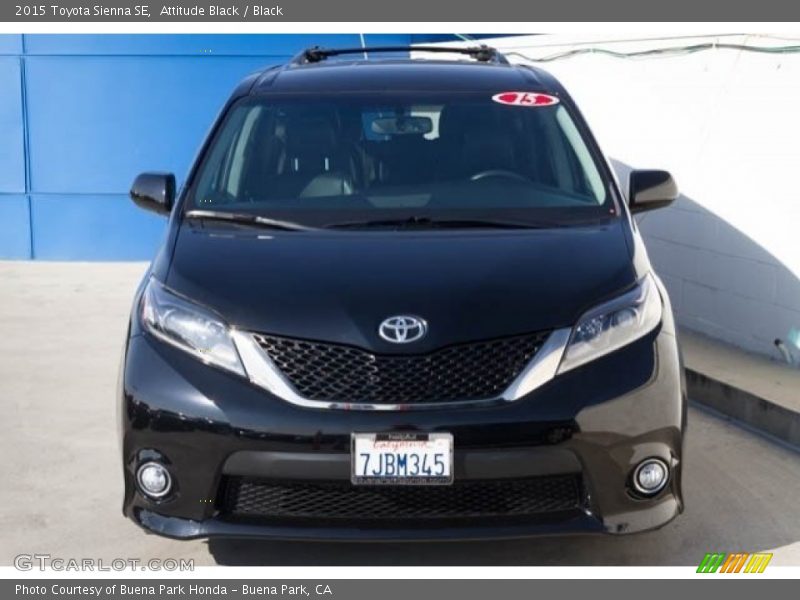 Attitude Black / Black 2015 Toyota Sienna SE