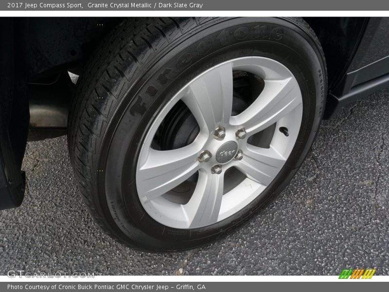 Granite Crystal Metallic / Dark Slate Gray 2017 Jeep Compass Sport