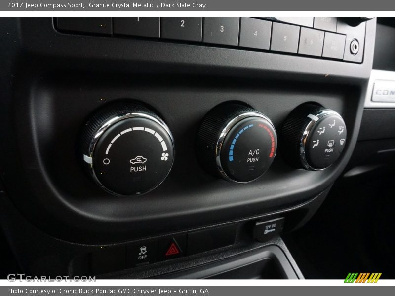 Granite Crystal Metallic / Dark Slate Gray 2017 Jeep Compass Sport