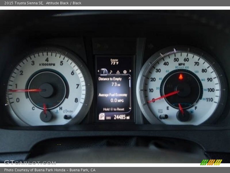 Attitude Black / Black 2015 Toyota Sienna SE