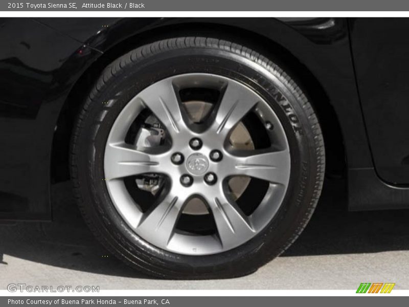 Attitude Black / Black 2015 Toyota Sienna SE