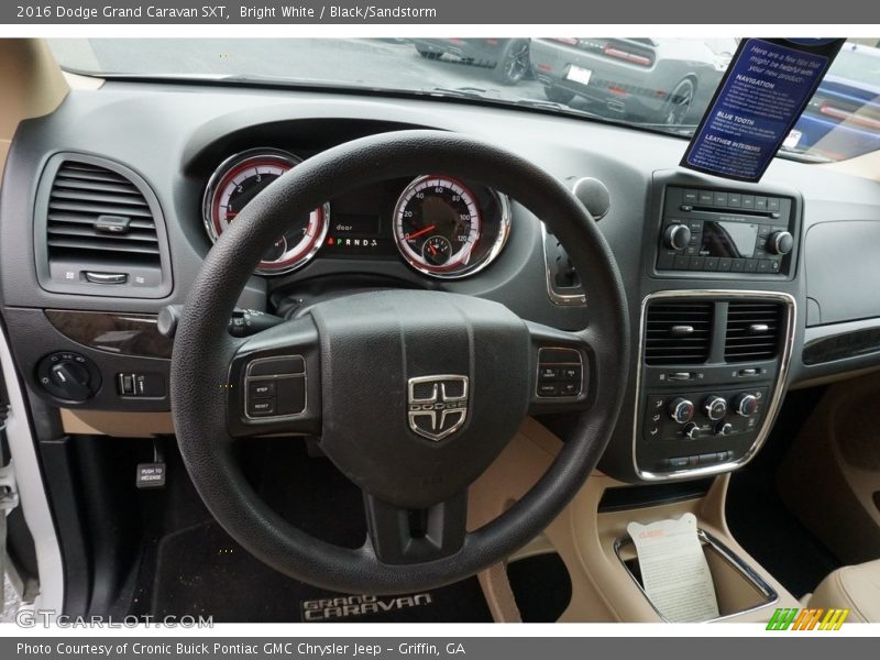 Bright White / Black/Sandstorm 2016 Dodge Grand Caravan SXT