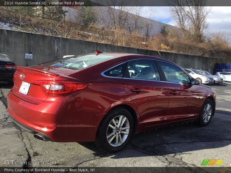Venetian Red / Beige 2016 Hyundai Sonata SE