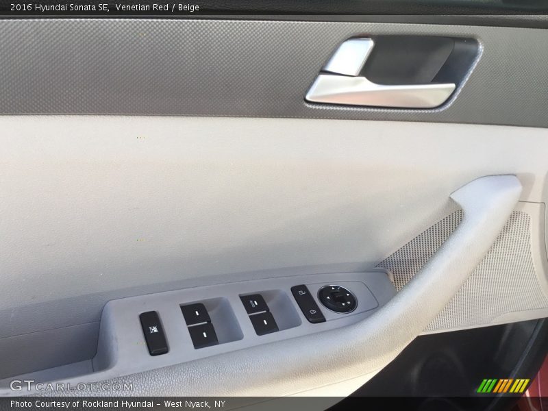 Venetian Red / Beige 2016 Hyundai Sonata SE