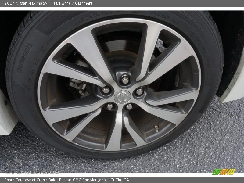 Pearl White / Cashmere 2017 Nissan Maxima SV