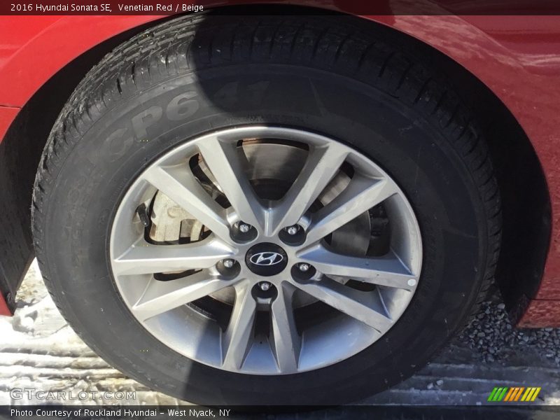 Venetian Red / Beige 2016 Hyundai Sonata SE