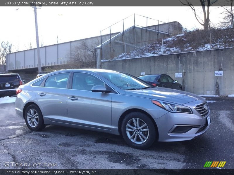 Shale Gray Metallic / Gray 2016 Hyundai Sonata SE