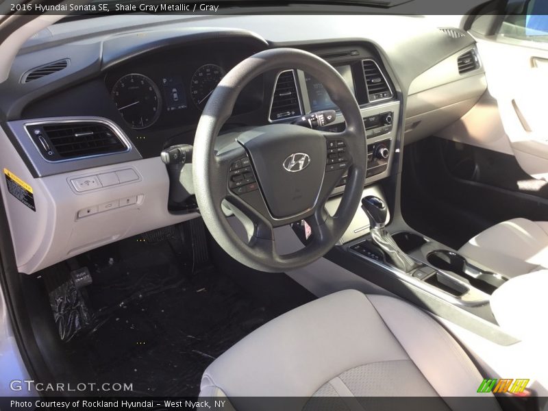 Shale Gray Metallic / Gray 2016 Hyundai Sonata SE