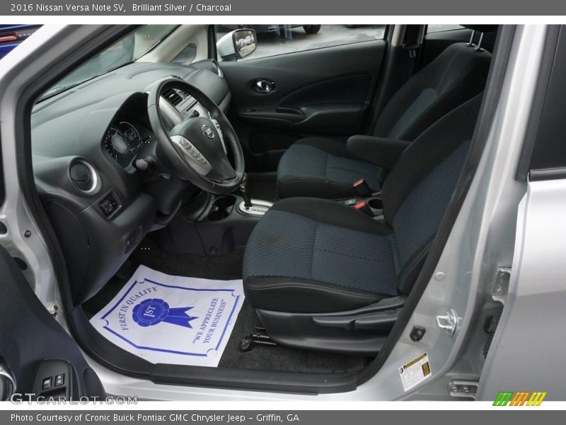 Brilliant Silver / Charcoal 2016 Nissan Versa Note SV